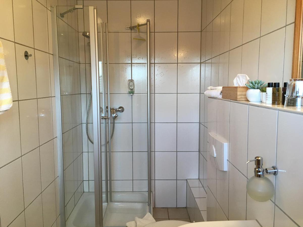 Landhaus-Apartments Wattenheim エクステリア 写真